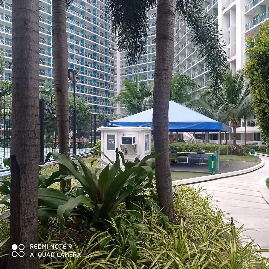 Azure Urban Resort Maui Tower Manila 0*,